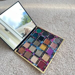 Brand New Tarte Vibrant Artistry Eyeshadow Palette